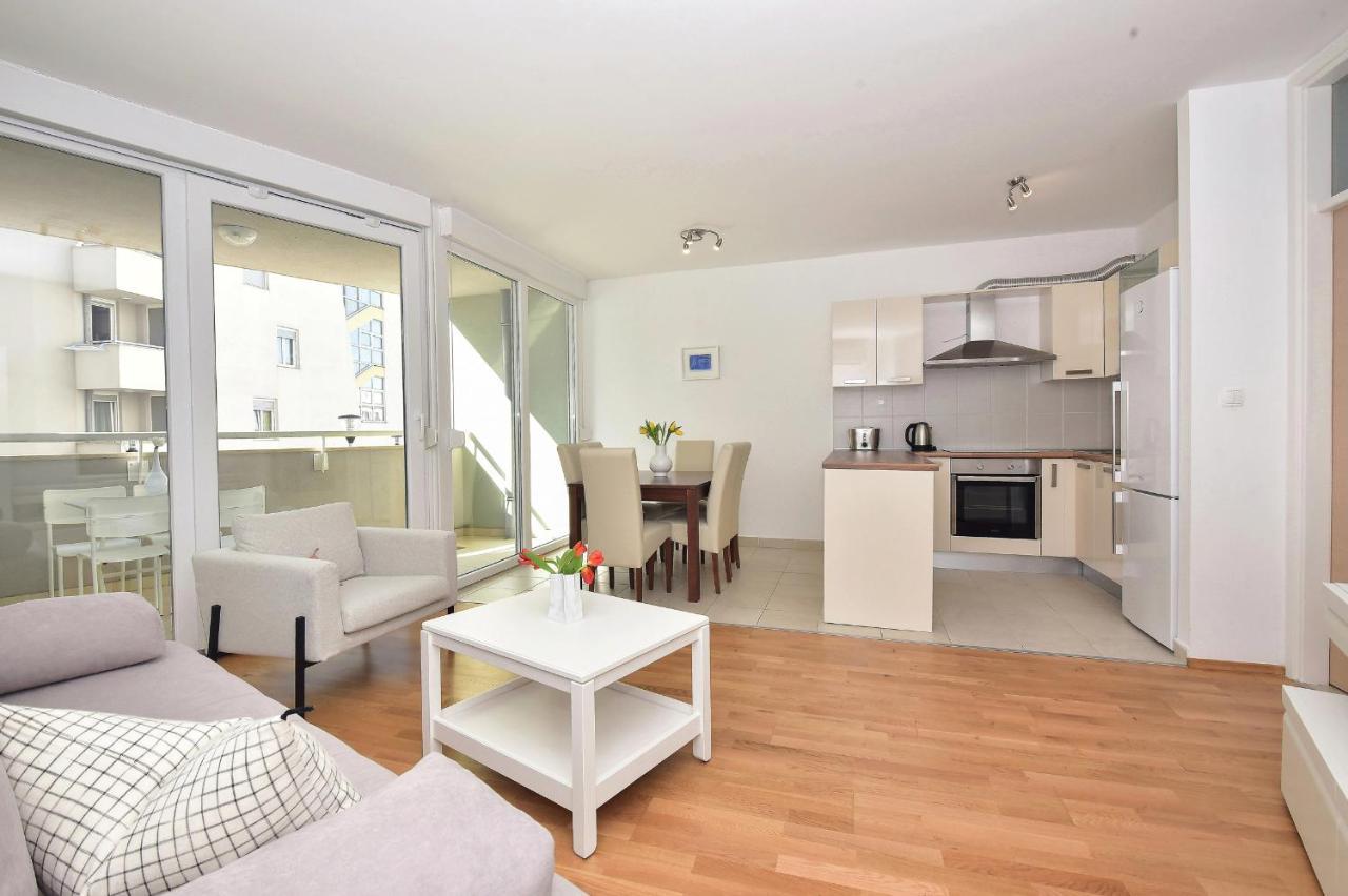 Sunshine Apartment ماكارسكا المظهر الخارجي الصورة